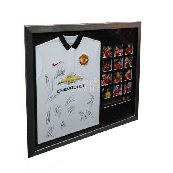 กรอบรูปเสื้อบอลโชว์ลายเซ็นนักเตะ